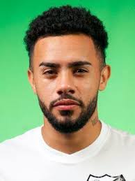 Só que, no momento, estou muito feliz no red bull bragantino, estou vivendo um momento muito especial. Atacante Claudinho Calou Os Ceticos E Agora Jose Futebol Interior
