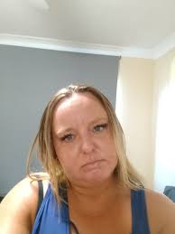 Looking for a reasonably price hairdresser in Dowling, Levack or Chelmsford  that is good with colour anyone have any leads? Thanks in advance ☺️