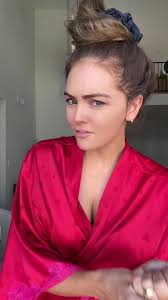 Creative Cheeky Transition Ideas for Fun Videos