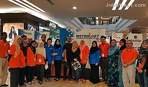 Jabatan meteorologi malaysia berperanan untuk memantau dan mengeluarkan amaran berkaitan cuaca dan bencana alam seperti hujan lebat, ribut , taufan, ombak dan tsunami di malaysia. Working At Metrology Corporation Malaysia Sdn Bhd Company Profile And Information Jobstreet Com Malaysia