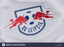 Seine erste herrenmannschaft spielt seit der saison 2016/17 in der bundesliga und trägt ihre heimspiele in der red bull arena im leipziger sportforum aus. V Wappen Stockfotos Und Bilder Kaufen Alamy