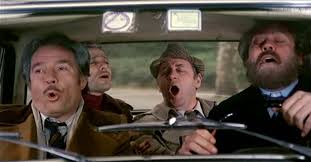 Amici miei atto iii riparte proprio dallospizio di lusso in cui il mascetti, a spese degli amici, e' rinchiuso, e quasi tutto il film, con qualche piccola e eccezione e' ambientato li'. Le Zingarate Di Amici Miei Nel Chianti Supercazzola