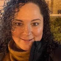 Rosalyn Murphy's Instagram, Twitter & Facebook