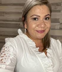 Enedelia Cruz's Instagram, Twitter & Facebook