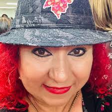 Joanne Robles's Instagram, Twitter & Facebook