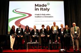 Connessioni, opportunità, persone. Il #madeinitaly è anche saper fare rete.  Lo ha dimostrato la 4ª edizione spagnola dell'evento “Made in Italy tra  tradizione e innovazione” che il 18 marzo ha riempito la