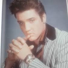 hiya , can anyone tell me how many Elvis impersonators are