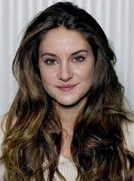 99 Fashionable Wavy Long Hair Style Ideas For Female Long Hair Styles Hairstyle Hair Styles