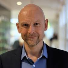 Today I was dismayed one of my favorite email newsletters only had 1 news  story, when usually it contains 3-5 stories. I re-read the newsletter and  realized there were 4 news stories.