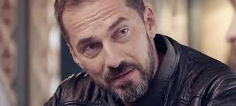 Les fans de demain nous appartient ont fait la connaissance d'un tout nouveau personnage ce mercredi 27 janvier. Demain Nous Appartient Aurore Et Karim Sur Les Traces De Martin Mce Tv