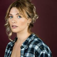 Kayla Shipman's Instagram, Twitter & Facebook