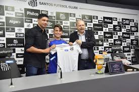 Apresentação do nosso novo jogador: Yeferson Soteldo! Pra cima deles! 🐳  Foto: Ivan Storti