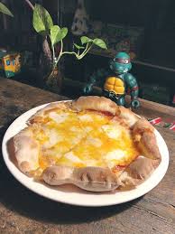 忍者龜最喜歡吃披薩 food desserts cheese