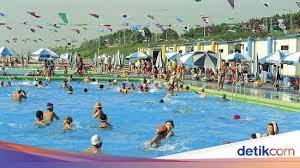 Pengennya sih di hotel tapi gak sanggup juga bayar hotel semalam doang cuma buat berenang. 12 Kolam Renang Di Jakarta Yang Cocok Untuk Berakhir Pekan