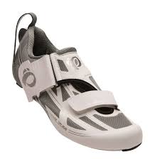 Cycling shoes can be extremely expensive so the more you know about cycling and triathlon shoes and the more you understand what your. Pearl Izumi Women S Tri Fly Elite V6 Triathlon Cycling Shoe Rev Endurance Sports