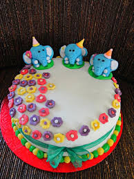 ★free battery booster & phone cooler. Elephant Birthday Cake Divya Suresh Flickr