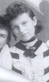 Adeline Chadwick's Instagram, Twitter & Facebook