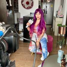 Yina calderón made her decision public through a publication from his official instagram account, in which he has more than 906,000 followers and from where he promotes his girdle business. Fans Yina Calderon Home Facebook