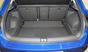 Interieur T Roc 2017 Qualite De Finition Espace Interieur Coffre Confort