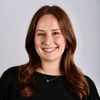 Elizabeth Hecht's Instagram, Twitter & Facebook