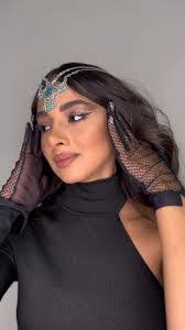 Penelope Dow's Instagram, Twitter & Facebook