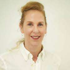 מנהיגות שקטה ותודה גדולה הבוקר, בהרמת הכוסית לראש השנה, קרה משהו מיוחד.  מעבר לטקס, מעבר לסיכומים, ראיתי והרגשתי את האנשים. האנשים שלנו. אלה שמגיעים  כל יום, עושים את הדבר הנכון, לפעמים בלי