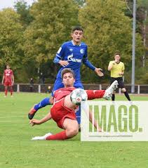 U17 Bundesliga SG Unterrath FC Schalke 04 26 09 2020 Tim Magnus Rauch SGU  front action