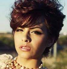 Play with texture, rock swept up looks and flaunt. 15 Latest Short Curly Hairstyles For Oval Faces Short Hairstyles 2015 2016 Most Popular S Frisuren Ovales Gesicht Kurze Lockige Frisuren Lockige Frisuren