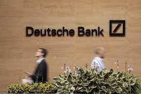 Die angezeigten kurse und bewertungen zum basiswert sind deutsche bank indikationen (unverbindlich) und dienen lediglich zu informationszwecken. Deutsche Bank Jobs To Relocate 100 Roles From London To Eu Asia To Cut Costs Bloomberg