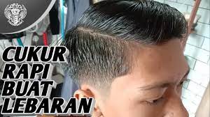 √ 50 ide potongan rambut pria undercut, top knot, brushed on top,buz cut,front puff,short spiky,pompadour, slicked back pendek rapi keren terbaru tahun ini by bagus sanjaya january 01, 2021 post a comment. Potong Rambut Rapi Buat Lebaran Gaya Rambut Keren Youtube