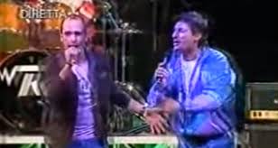 (il 15 giugno 2006 nel primo pomeriggio). Piero Scamarcio E Checco Zalone Cantano Insieme Sullo Stesso Palco Il Video Storico