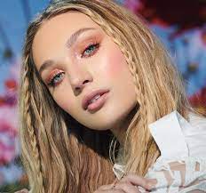 Of course, a big part of maddie's newfound freedom means no more abby miller. Die Imagination Palette Morphe X Maddie Ziegler