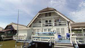 Finden sie die besten angebote für ihre suche haus seezugang ungarn. Fertorakos Millionenprojekt Am See Burgenland Orf At