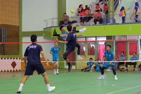 Sepaktakraw adalah permainan sepak raga yang telah dimodivikasi untuk dijadikan sebuah permianan sedangkan takraw berarti bola atau barang bulat yang terbuat dari anyaman rotan (depdikbud, 1992). Timnas Suntik Gairah Sepak Takraw Jepara