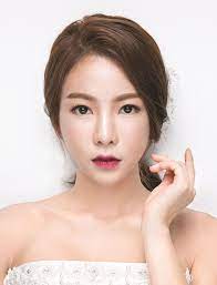 J By Loistaa Korean Bridal Hair Makeup Salons Bridal Hair And Makeup Gorgeous Wedding Makeup Wedding Makeup Looks