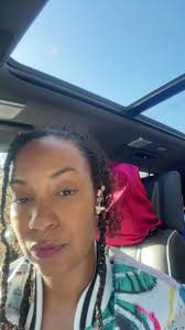 Candice Mack (@curlyveganworld)