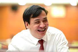 Phó chủ tịch tphcm lê hòa bình tử nạn trong vụ tai nạn trong giao khi đang đi khởi công cầu rạch miễu 2 ở bên tre. Lyplmovn0bt Sm