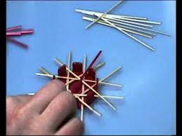 How To Video On Making A Simple 8 Point Straw Star Ornament Another Simple No Tools Needed Ornament Tutorial He Strohsterne Basteln Strohsterne Sterne Basteln