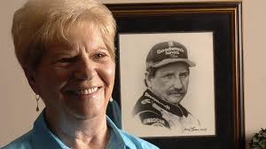 Dale Earnhardt's mother Martha Earnhardt, 91, has died