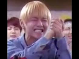 Suga ( min yoongi ). Bts V Taehyung S Box Smile For 4 Minutes And 10 Seconds Youtube