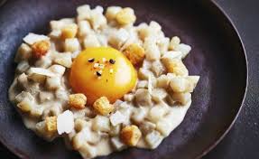 Recette De Risotto De Topinambours A La Feve Tonka Jaune D œuf Marine Par Jean Louis Nomicos En 2020 Oeufs Marines Alimentation Recette Risotto