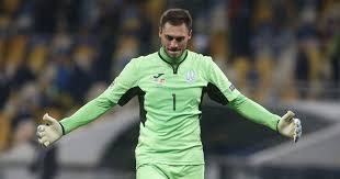 Три удара были 13.06.2021 в 23:02. Ukraina Finlyandiya Georgij Bushan Vzyal Na Sebya Chast Viny Za Oshibku Vitaliya Mikolenko Sport Tsn Ua