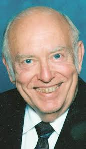 Iowa mourns: 'He's just really sort of set an example of intellectual  curiosity': Roald Tweet remembered as a mischievous, curious man