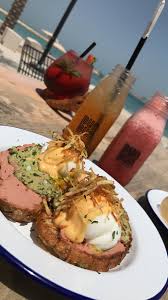 Uzivatel البلوقر كنده Na Twitteru مطعم بن بن مراسي البحرين المكان ع البحر يجنن من الذ واجمل المطاعم اللي جربتها الأكل لذيذ لأخر لقمه الخدمه ممتازه جدا شكل الأكل