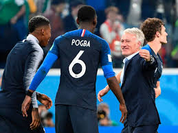 Vingt ans plus tard, il soulève à nouveau la coupe entant que sélectionneur. World Cup 2018 Didier Deschamps Urges France To Ignore 1998 And Write A New Page In History The Independent The Independent