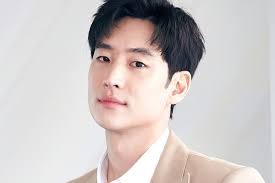 Lee je hoon is a south korean actor, who best known for his roles in the front line and bleak night, which lead him to win best new actor in 48th daejong film awards. Lee Je Hoon In Conversation With Revenge Drama Based On Webtoon Ed7even