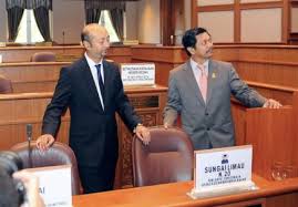 Dewan undangan negeri melaka jadi kecoh apabila isu ltte berkaitan dengan adun dap dibangkitkan. Mukhriz Mulakan Tugas Sebagai Mb Kedah Semasa Mstar