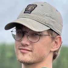 Taylor Simpson and Jason LeBlanc's Wedding Website