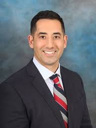 3 Questions ​Aaron J. Peña Effective School Leaders ​