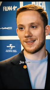 Joe Cole Mirada